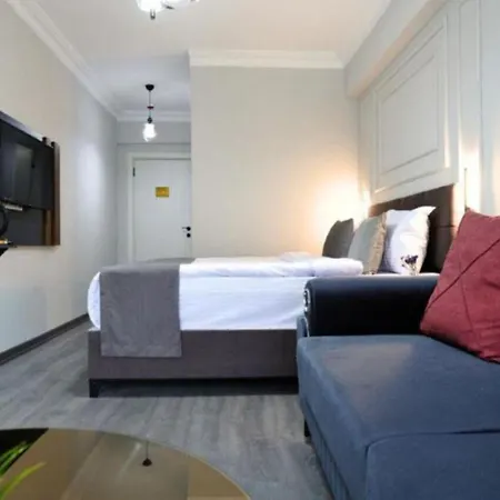 Lizasuit Hotel